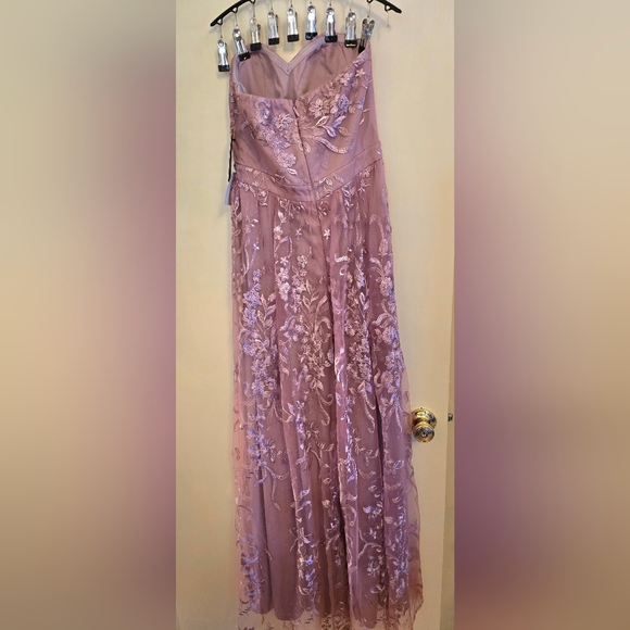 NWT Lulus Andria Mauve Purple Embroidered Strapless Maxi Dress Sz S - Picture 5 of 10